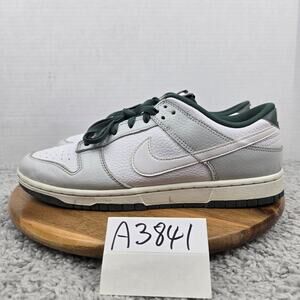 Nike Mens 11 Dunk Low Retro SE Photon Dust Vintage Green Casual Daily Sneaker